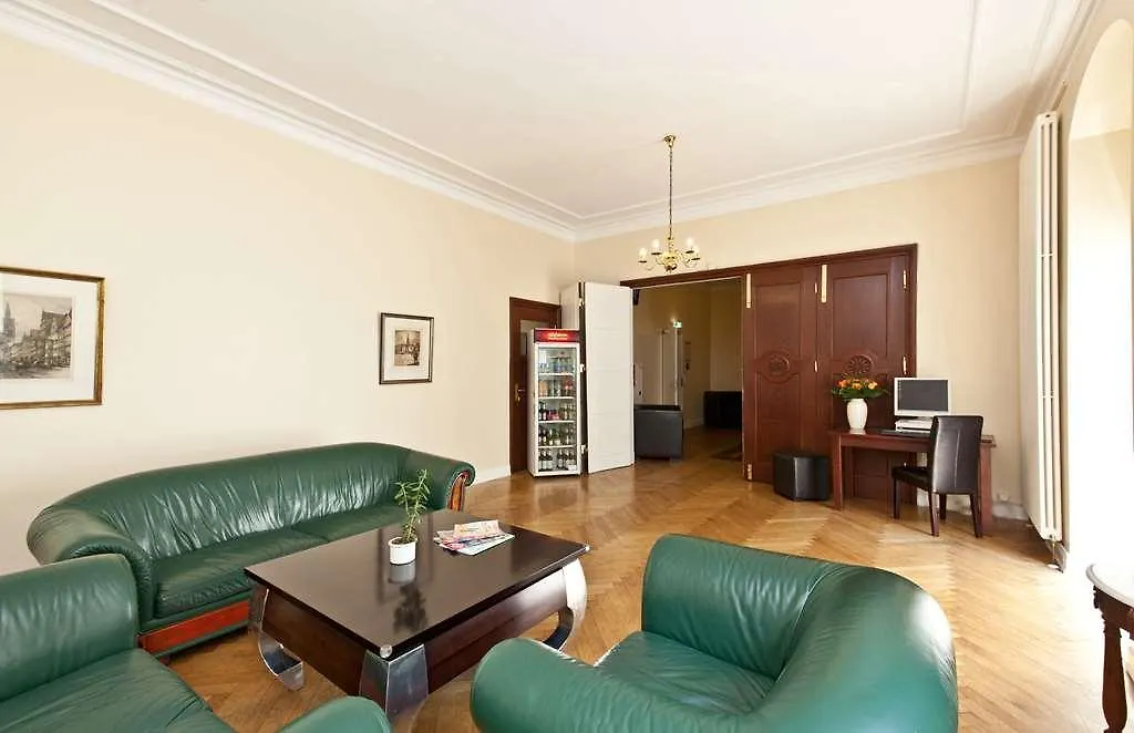 Hotel Holstenwall 함브루크